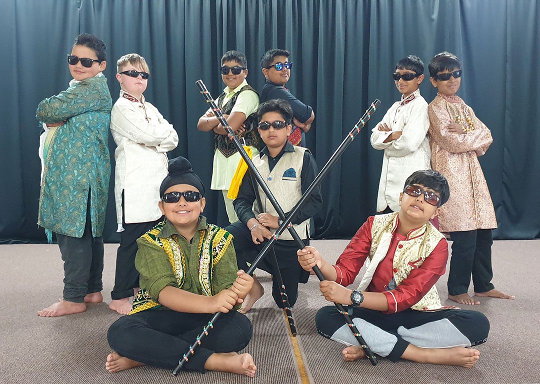 photo_gallery-cultural-stage-inidan-boys-group
